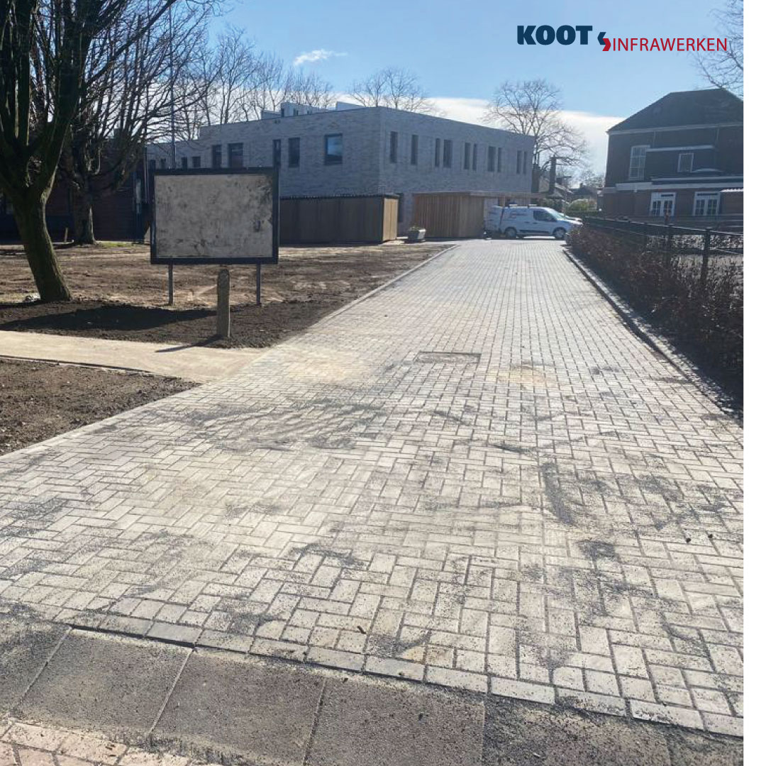 info_koot's tweet photo. Het herinrichten van het Dorpslein in Vleuten is gereed. Voor de @gemeenteutrecht in opdracht van @vanwijknieuwegein hebben wij dit mooie project mogen realiseren. #kootinfrawerken #kootverkeerstechniek #gemeenteutrecht #gww https://t.co/W80rnV5umP