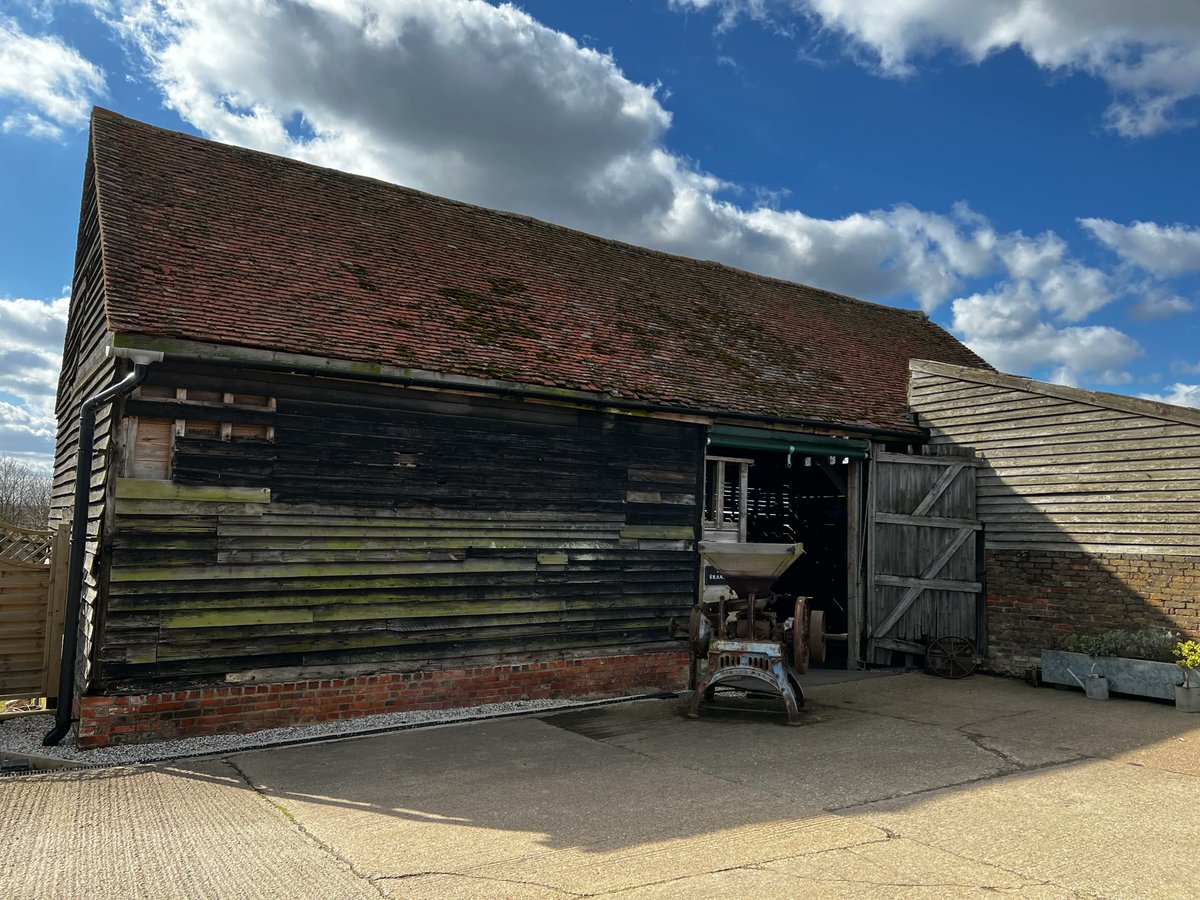 We have just completed another audio install at @lodgefarmbarns one of our favourite Wedding Venues! #spotlightsound #essexweddingvenue #weddingvenuesuk