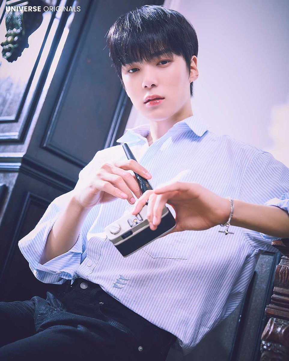 mhrated's tweet photo. kiss or death behind #민혁 #MINHYUK https://t.co/JTh2DJfS5u
