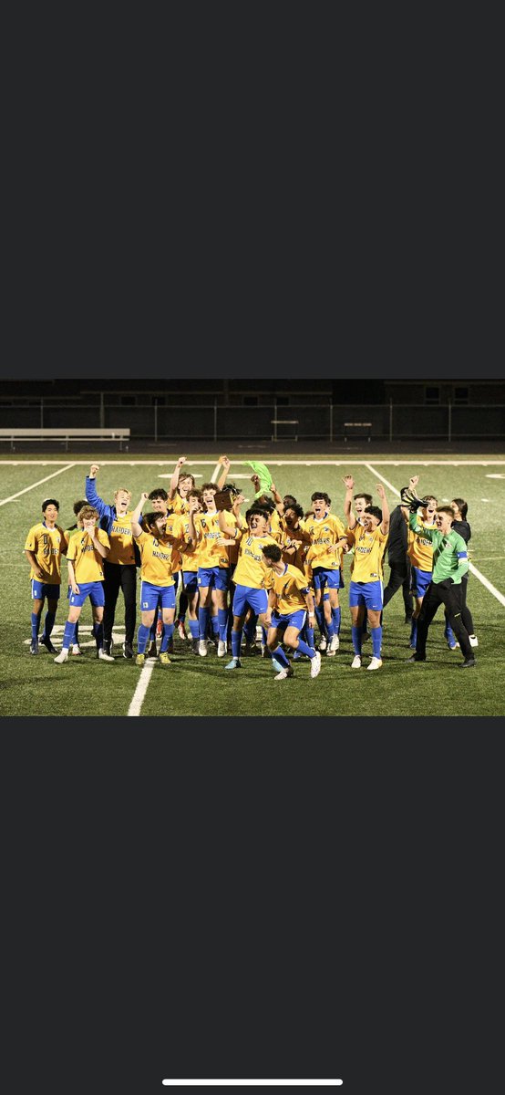 SHSRaiderSoccer's tweet image. 🚨💥 RAIDERS WIN 🚨💥
Making school history with our 1st Area Championship. What a glorious night. Much love to all our fans! @Landonmdlp7 scores to tie it 1-1 &amp;amp; @_nashaziz with the game winner! Assist Henry H. #D2W #BELIEVE #RaidersRise @LethalSoccer @SunnyvaleISD @tascosoccer