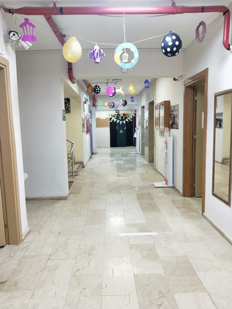 htcdrms_27's tweet photo. Kilis Mercidabık Yurdumuzda Resim Hocamız Esma Alito ve öğrencilerimizin el emeği ürünleri ile "Mercidabık Yurdunda Ramazan Ayı Hatıra Köşesi" hazırlıkları başladı.
#KilisMercidabıkYurdu
#MercidabıkYurdu
#Kilis
#GsbKilis
@kasapoglu @gencliksporbak https://t.co/4J16ZyEqQY