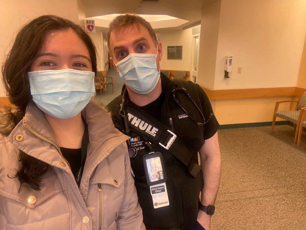 mtsramek's tweet photo. Still Surreal we both made it! Matched ENT this year and can't thank our Mentors enough. Even with annoyingly large "thank you" cards and boxes of doughnuts #otomatch2022 #NationalDoctorsDay #thankyourmentors #MedTwitter #partnersincrime #wouldntbeherewitoutmentors https://t.co/PpAt6dYGoC