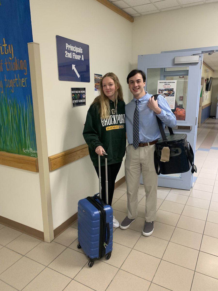 msecor10's tweet photo. Anything but a back pack day @WestGeneseeCSD @wgstuco21 https://t.co/KykzLVOnf1