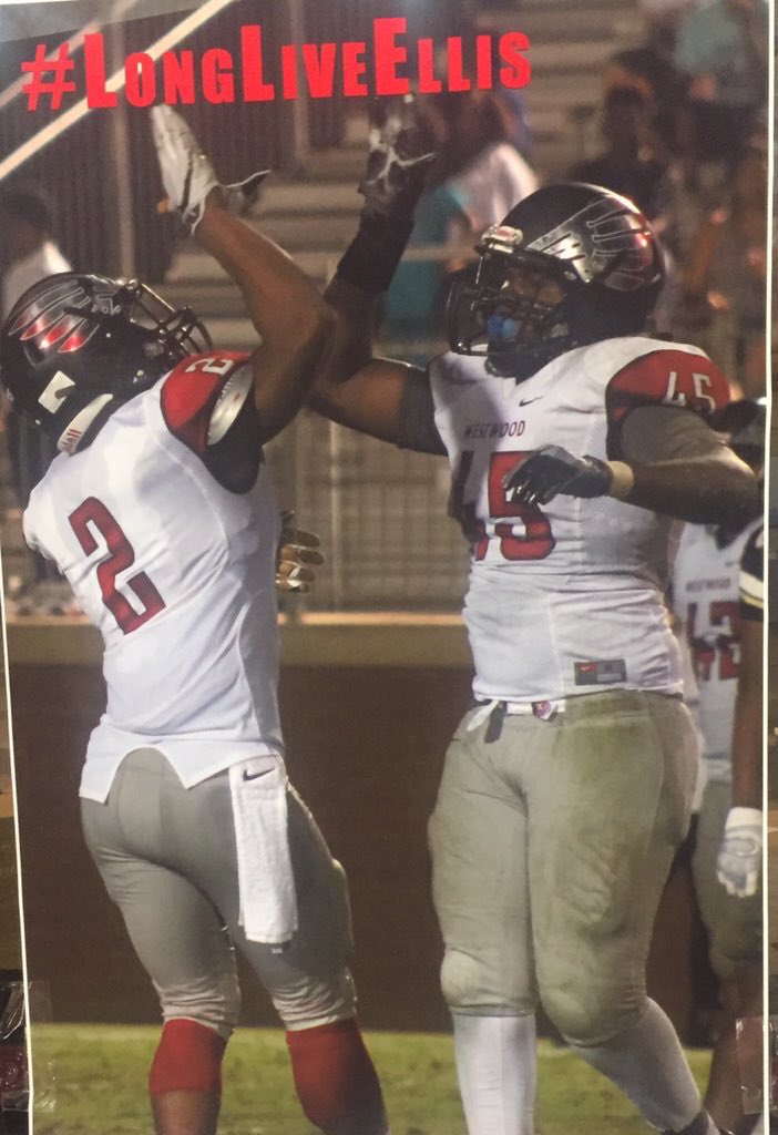 _OchoCinco85_'s tweet photo. Crazy how fast 5 years came and went and how you still on my mind heavy bro..everything I do whether I'm playin ball or accomplishing a new goal or milestone I always think of you because you would've been proud of me doing it..love you always brother God Bless #EH45 https://t.co/pl3TvQb08K