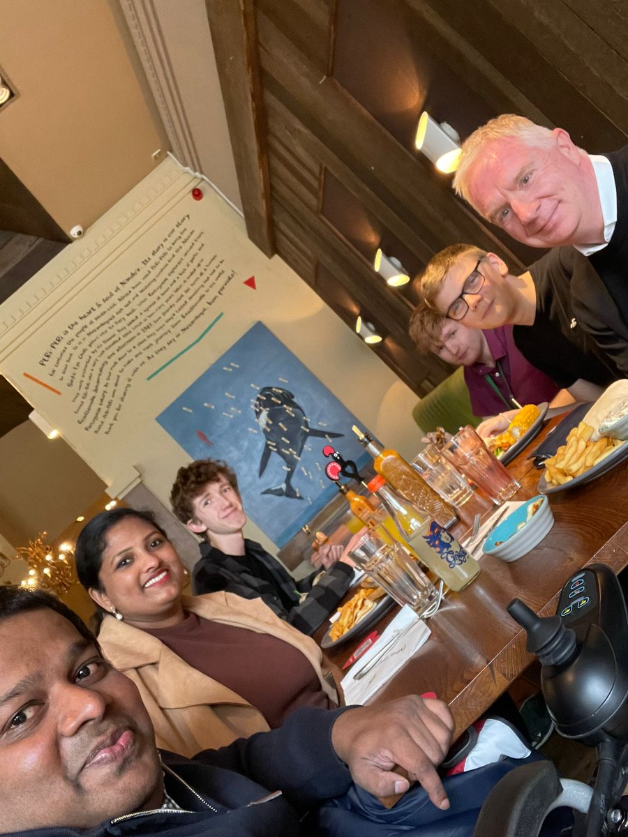 A team (@vj_teenyweenyVR, Joseph & Ollie)  out to @Nandosuk with our @innovateuk EDGE advisor Allan (@RTCNorth) for thanking him for his great support and inviting our new team member Jack recruited under @GOVUK's Kickstart job scheme. 
#TeenyWeenyVR
#Eyemmersive
#InnovateUKEDGE