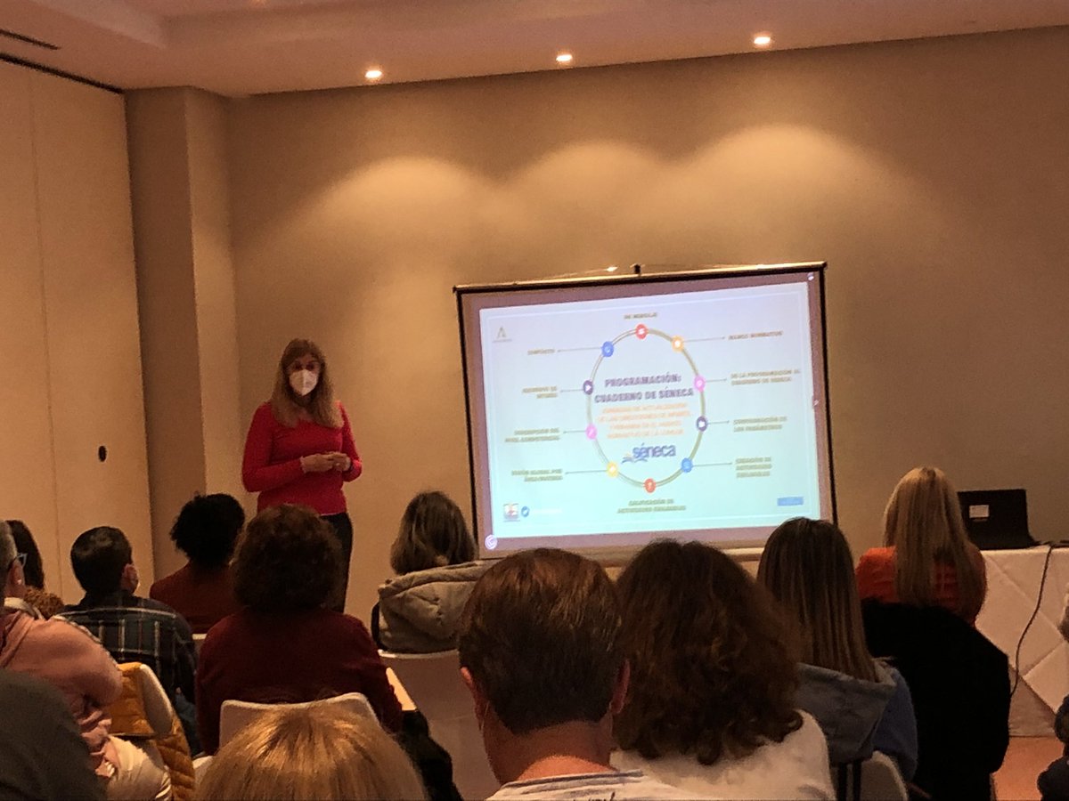 #jornadasdeactualizaciondelasdireccionesdeinfantilyprimariaalmeria <a href="/tDeliaCarmen/">Delia Carmen Dumitru</a> presenta mesa de trabajo sobre cuaderno de <a href="/senecaeducacion/">Séneca Educación</a> <a href="/asadipre/">ASADIPRE</a> <a href="/cepalmeria/">CEP de Almería</a> <a href="/cepcuevasolula/">CEP CUEVAS OLULA</a> <a href="/EducaAnd/">Consejería Desarrollo Educativo y FP</a>