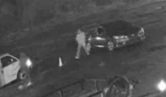Record_Journal's tweet photo. Suspect shot at resident who confronted him during catalytic converter theft in Wallingford https://t.co/z9gBYI7fzY https://t.co/1eYA3IvFgi