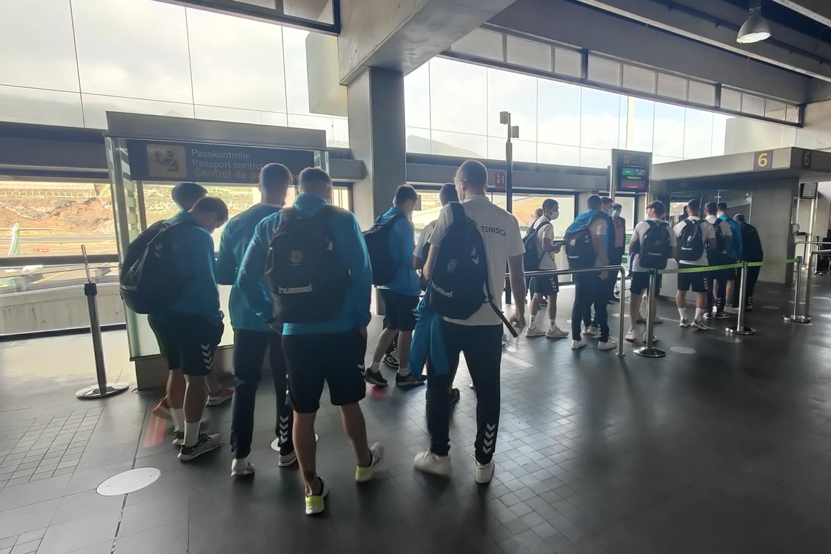 S. D. Tenisca tweet media