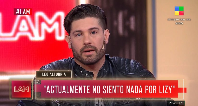 totapeke's tweet photo. @lizytagliani Es un vivo este pibe. Saco provecho todo lo q pudo y ahora sale a decir esto?? Nunca te quizo!!! https://t.co/evvSullgnN