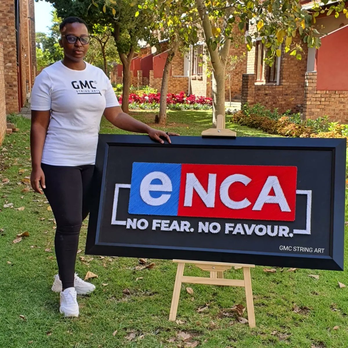 gmc_stringart1's tweet photo. @encanews logo 📌🔨🧶
NO FEAR NO FAVOUR. 
43cm x 1,4m

We fearlessly String customized business logos, and deliver as it is with no favours like enca news. 
@eNCA @etv @MorningShowSA @djsbu DSTV #OperationDudula The ANC #nhlanhlalux Cyril Malema https://t.co/D25QivSUuZ