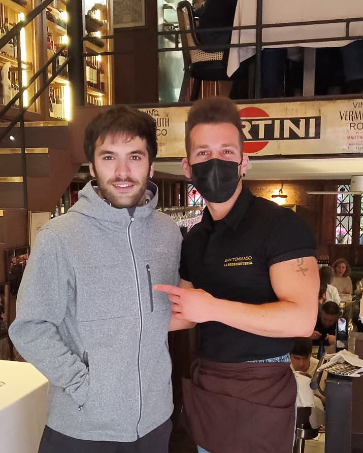 ¡Gracias por la visita al actor @ricardogomez10 ,especialmente conocido por dar vida a Carlos Alcántara Fernández en la serie de televisión Cuéntame cómo pasó entre tantas otras películas.¡Ha sido un verdadero placer atenderte! Te esperamos pronto amigo!
#cocinabiertatodoeldía