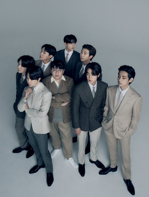 mhereonlyforbts's tweet photo. ONE TIME FOR                    TWO TIMES FOR
THE PRESENT                        THE PAST https://t.co/JXY292n7Er