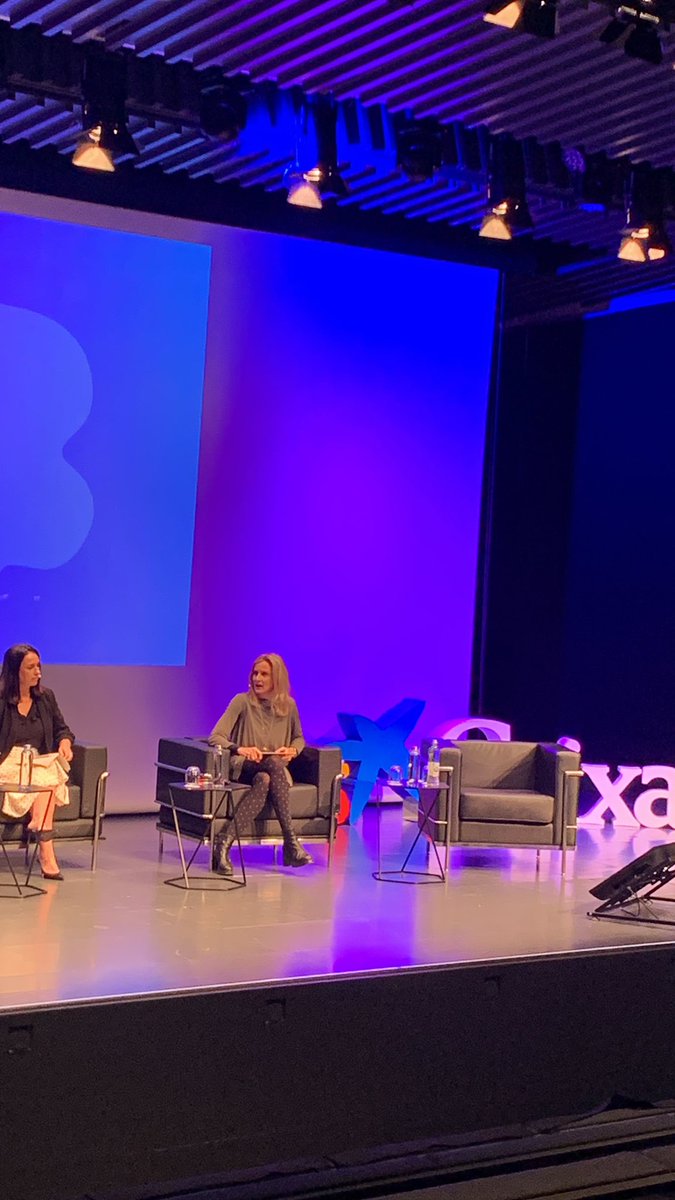 #JornadasAACOM
 <a href="/Vanessa_Rangel_/">Vanessa Moreno Rangel</a> Presidenta de <a href="/DircomAND/">Dircom Andalucía</a> hace hincapié en la formación, el reciclaje continuo y manejar la información de una forma ética. 
<a href="/AACOMAndalucia/">Asociación de Empresas de Comunicación · Andalucía</a> <a href="/apcnet/">APC-Asociación para el Progreso de la Comunicación</a>