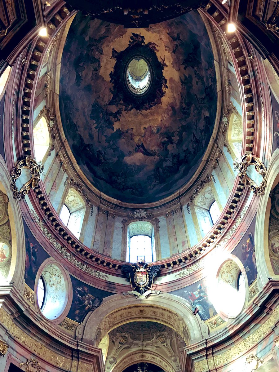 AlessandroForn6's tweet photo. Johann Lucas #VonHILDEBRANDT, Gabriele #MONTANI, "WIEN, PETERSKIRCHE" 1733 #Wien #Vienna #Baroque #art  #PetersKirche #iloveart #photo #CameradiLuce #PozzodiLuce #WellofLight #LightRooms #LightRoom #artlover #Hildebrandt #JohannLucasVonHildebrandt #GabrieleMontani https://t.co/frGRoAQIF2