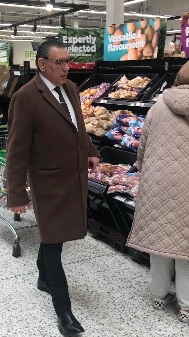 Ronnie kray is alive and well and shopping in Asda 😂