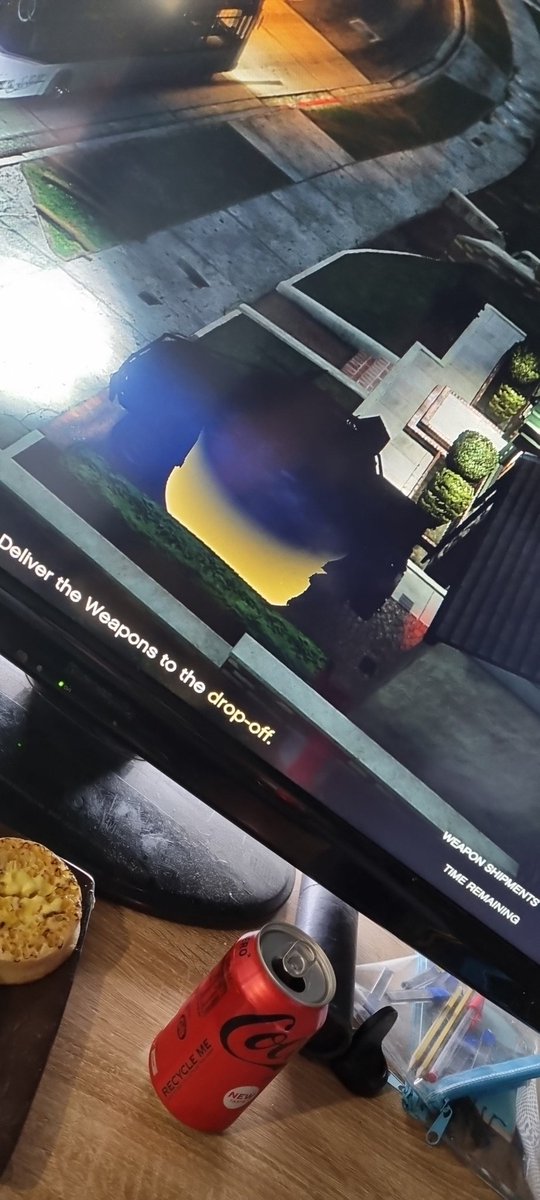 Joshdak1lla's tweet photo. @RockstarSupport i am doing s weapons drop off for the bunker i get to the drop off and it wont trigger to acctually drop it off i am sat ontop of it in the vehicle https://t.co/lvUfWZ96rp