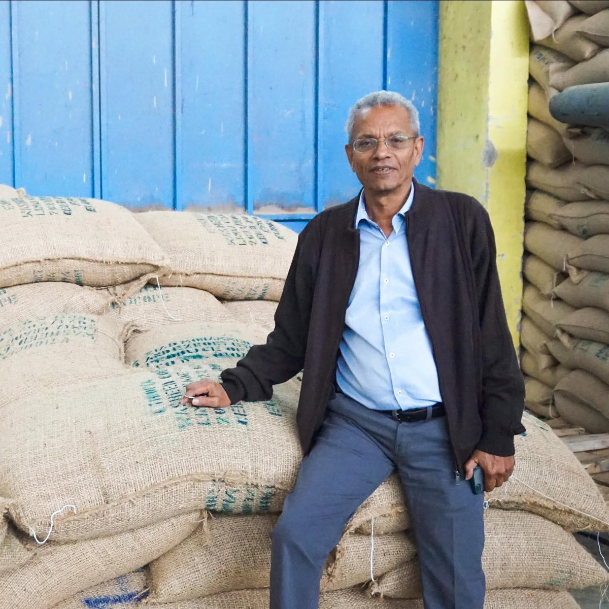 EFICOCOFFEE's tweet photo. Ethiopia: Birthplace of Coffee ☕️
From the delicious floral Sidamo up to the bright Guji coffee, the wide range of Ethiopian flavour varieties has stolen our heart.
At EFICO, we feel very lucky to have a representative office in Addis Ababa: KURU.
https://t.co/6jArWiANZp https://t.co/Asm1Qx8ALd
