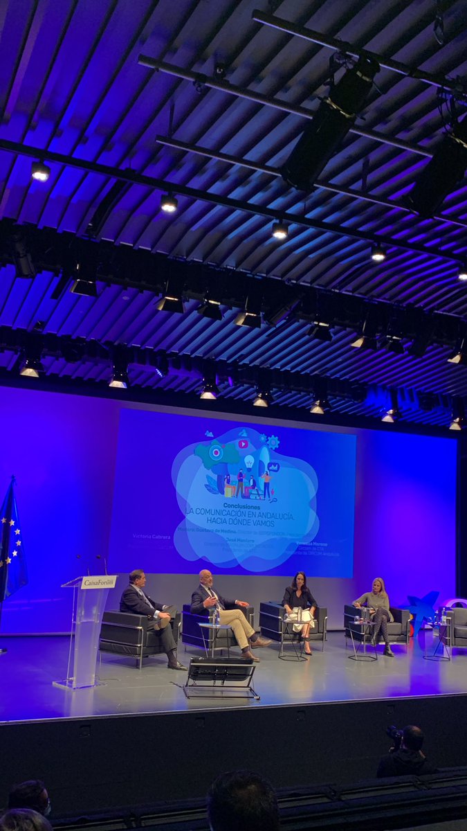 #JornadasAACOM
<a href="/pepemonterofg/">pepemontero</a> reflexiona sobre la importancia de hacer comunicación escuchando, qué demanda el mercado y entrenando, hay que subir el listón profesional, tenemos mucho que aprender. 
<a href="/apcnet/">APC-Asociación para el Progreso de la Comunicación</a> <a href="/AACOMAndalucia/">Asociación de Empresas de Comunicación · Andalucía</a>