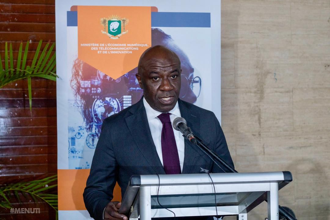 MTNIT_CI's tweet photo. "Les services financiers numériques représentent une réelle opportunité de développement de l’inclusion financières des populations, surtout les plus vulnérables" a déclaré @AdomRogerFelix1 lors de la 1ère édition du Salon Internationale de la Finance Digitale (SIFD)
#MENUTI https://t.co/DJsNVQo8wV