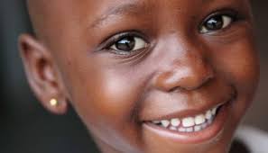 #30marzo   Emergenza #Ucraina e attenzione ai paesi più poveri e spesso dimenticati nell'azione di <a href="/ESorrisi/">EmergenzaSorrisi ETS</a> A #Magari, anche alle 18.40,il chirurgo plastico Fabio Massimo Abenavoli, fondatore e presidente della onlus che da oltre 14 anni riporta il sorriso ai bambini nel mondo