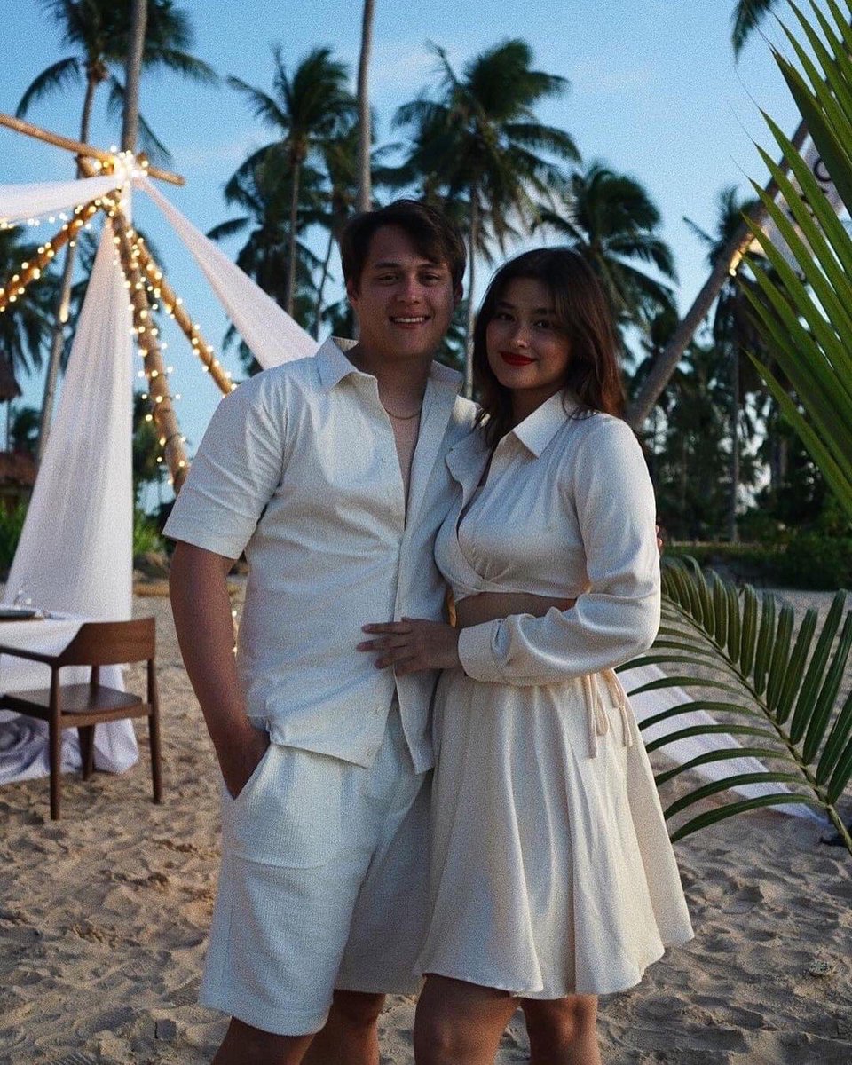 lizaprint's tweet photo. happy birthday pogi !! https://t.co/gFNzIh9L1Q