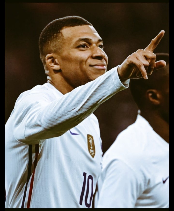 MassKM7's tweet photo. #10🇫🇷KM7 ☠✌ https://t.co/zNSbHuU8dh