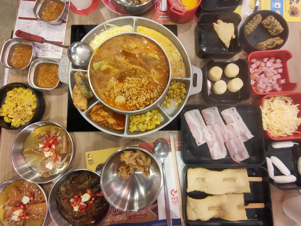 วันนี้โมจังกินอะไร tweet media
