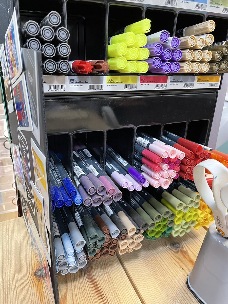 Found some dusty emboss in a fujifilm store in Madrid