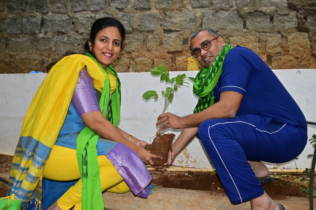 drrajkirit's tweet photo. Felt great while I planted a sapling for a greener India for us and the next generation too. Feels grateful to be a part of this amazing initiative by @MPsantoshtrs 

#GreenIndiaChallenge https://t.co/ikDjgpjz8J