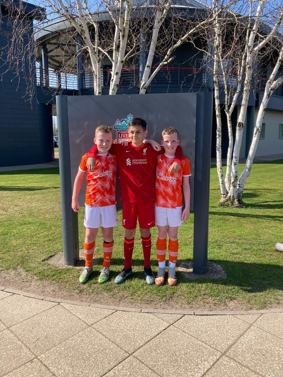 BFCYouthAcademy's tweet photo. Check this out 👇

Our Pre Academy and Foundation Phase teams enjoyed some games against Liverpool and Morecambe at the weekend... And one player even met Tyson Fury!

Brilliant lads 👏 ⚽️

🍊 #UTMP https://t.co/0doWkbh4wK