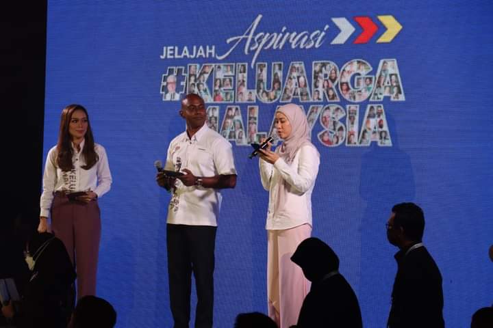 AZLAN MAN 58 tweet media