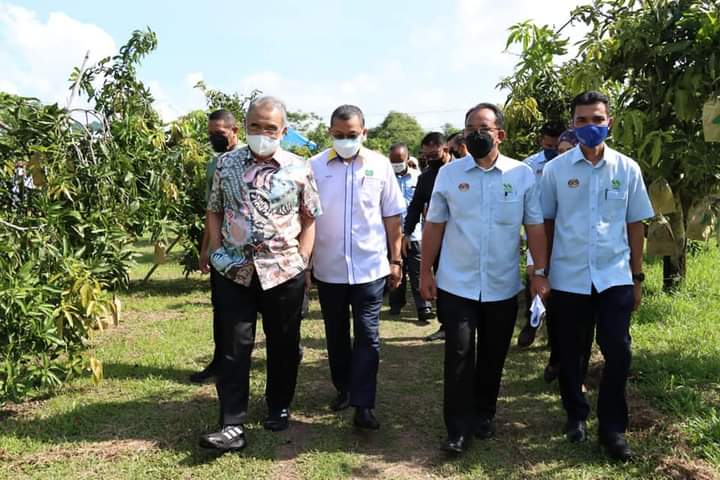 AZLAN MAN 58 tweet media