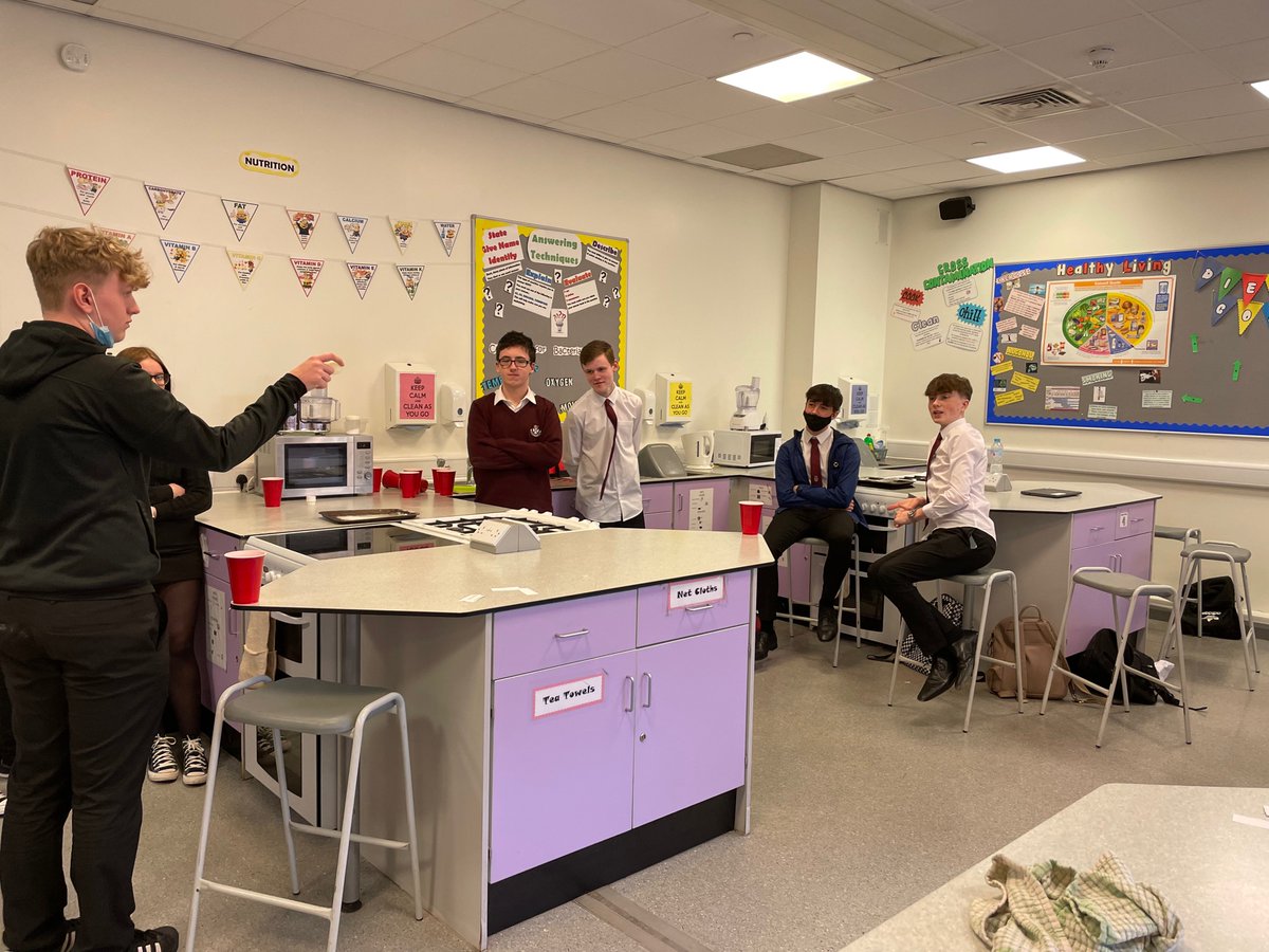 Tense times during N5 HFT revision pong when it came down to a one cup shootout 😬