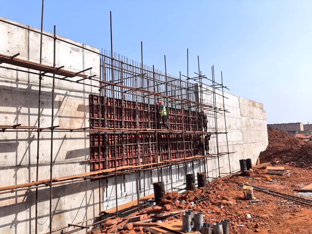 bahoro09's tweet photo. 12 Jan.2021, M.@NaiteMoustapha annonçait sur son compte twitter le début des travaux de construction de l’échangeur de #Kagbelen.
15 mois après, voici l'image que l'ouvrage en cours de réalisation par #CBITEC, supervisé par @egis
nous presente. Bravo! #TweetComMoustapha #MTPGN https://t.co/QiBRr7YPGa