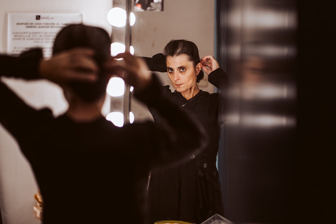 teatrolara's tweet photo. 🔴 Bernarda y Poncia se preparan para volver al #LARA…

📅 2 de abril, 18:15h 📅

#vueltaacasa @2020Intimo #teatrointimo https://t.co/K7vDtLrCLU