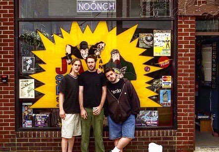 The_SecretStash's tweet photo. You're invited! On May 7th and 8th, The Stash celebrates 25 years of giving folks their fix of comics and pop culture in beautiful Red Bank, NJ. Pictures! A star-studded Q&amp;A event. Sweet sweet swag! Get your tickets here: https://t.co/9yIT9IQNZn. #stashbash https://t.co/LmchZGIHtq