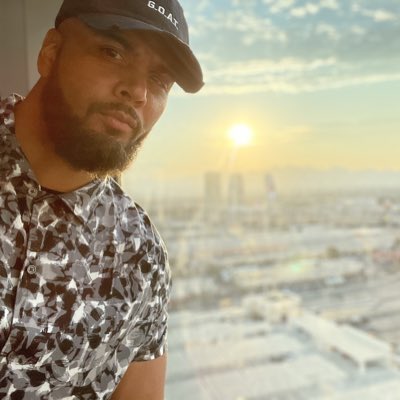 BIGMOZ's tweet photo. #NewProfilePic All this music still otw https://t.co/X0LfXOfw2w