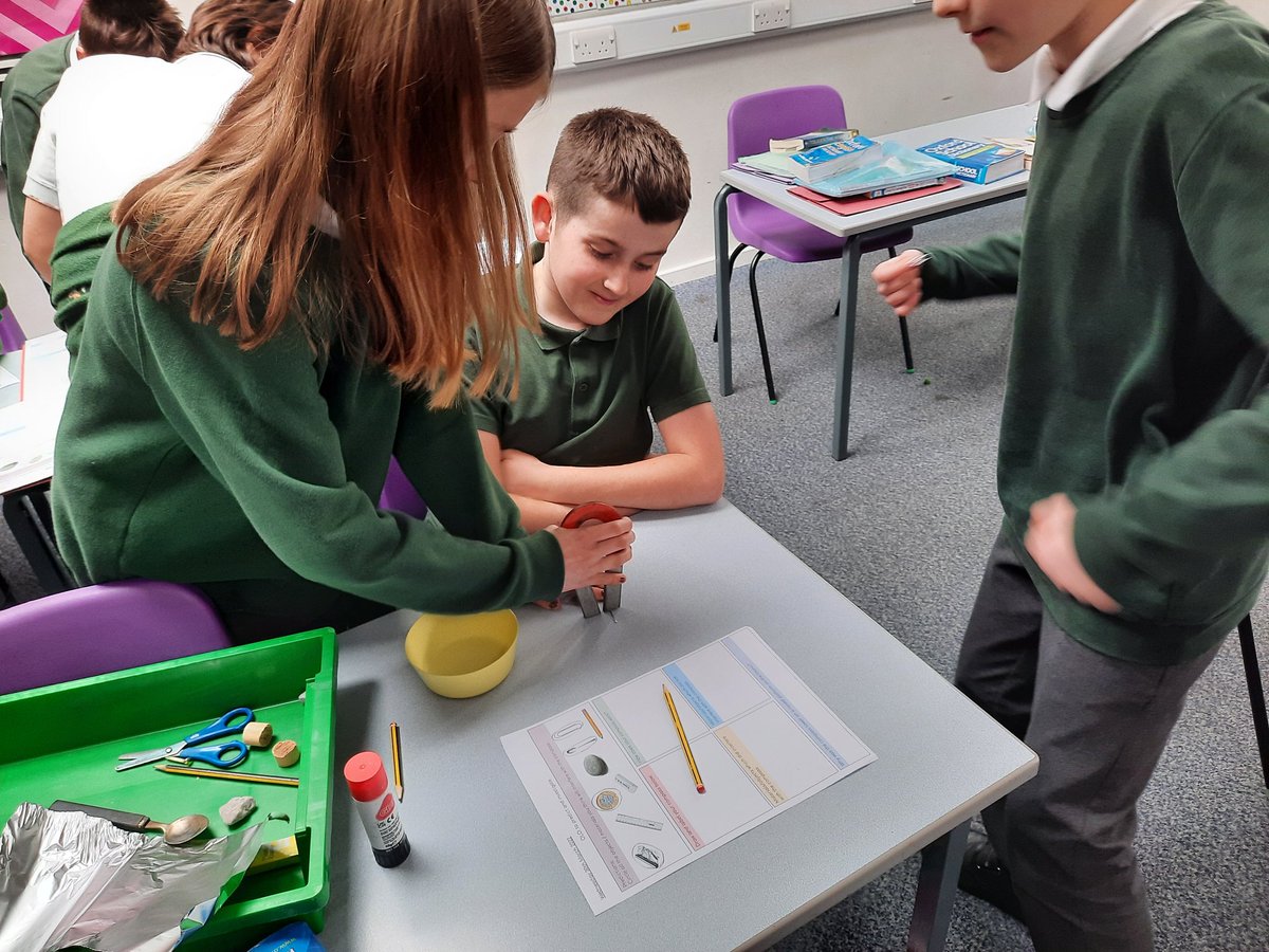 KPSFeed's tweet photo. #KPSYear6 are investigating ferrous metals and magnetic materials as part of their #KPSScience lesson; we know that the Titanic relied on a magnetic compass to navigate the waters of the Atlantic. #KnavesmireCharacter #Fun #Hardworking #TakingRisks https://t.co/0hayJ6HpMY