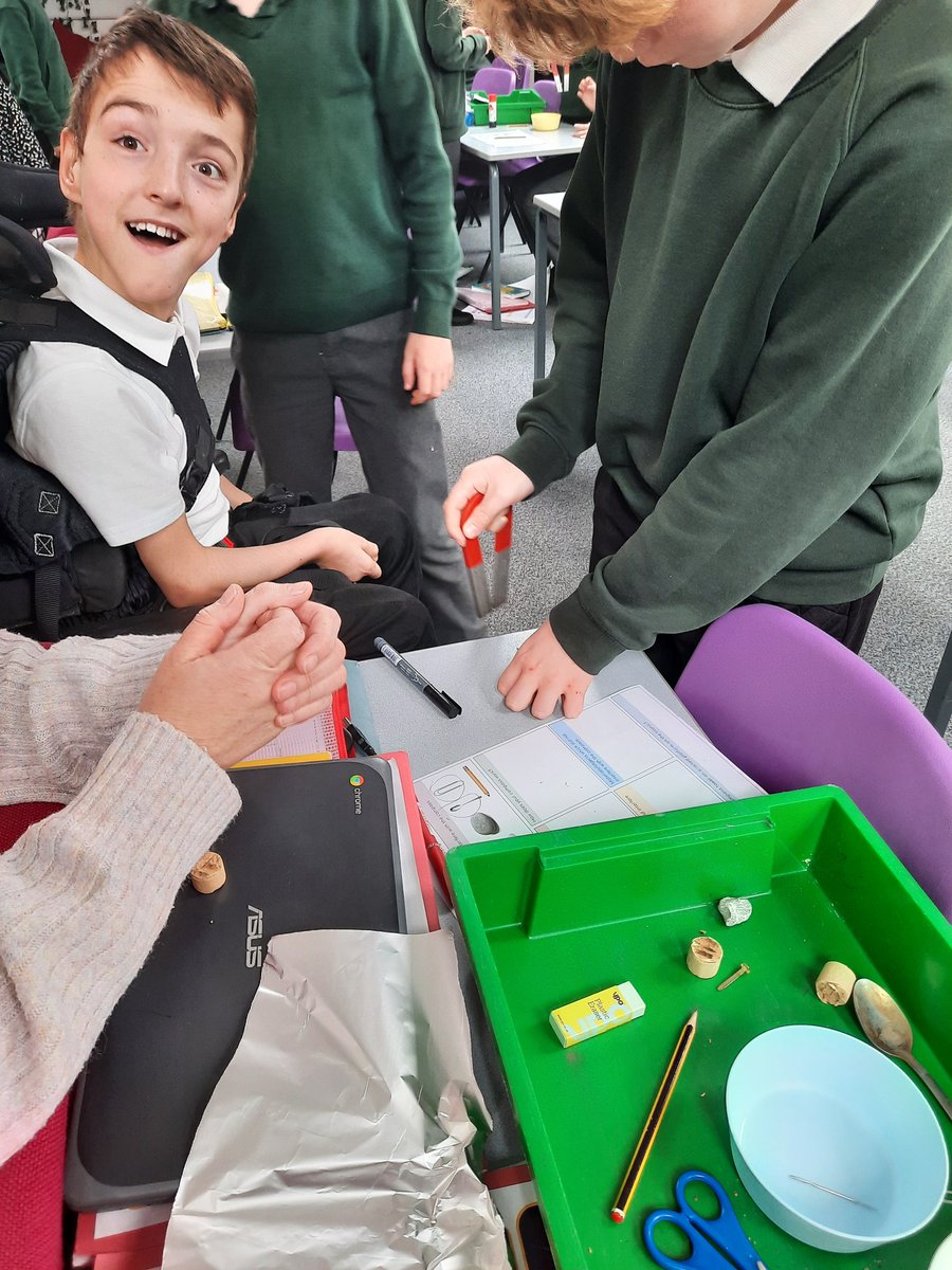 KPSFeed's tweet photo. #KPSYear6 are investigating ferrous metals and magnetic materials as part of their #KPSScience lesson; we know that the Titanic relied on a magnetic compass to navigate the waters of the Atlantic. #KnavesmireCharacter #Fun #Hardworking #TakingRisks https://t.co/0hayJ6HpMY