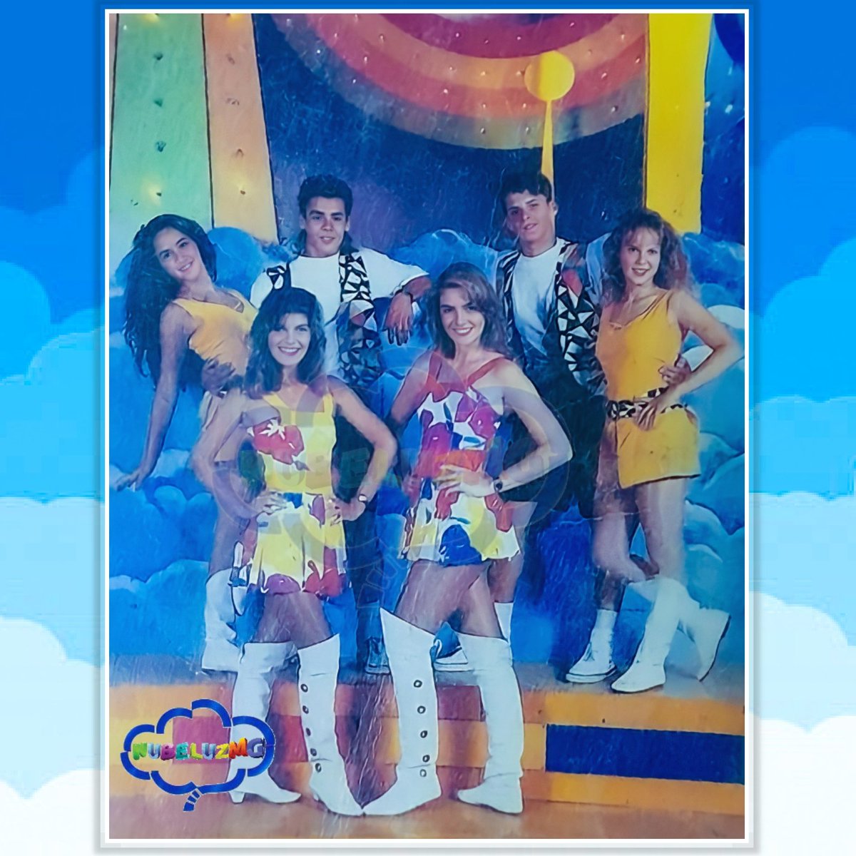 Nubeluz ❤

#MonicaSantaMaríaSmith #DalinaChiquita #AlmendraGomelsky #DalinaGrande 
#Subeaminube #EoeEoa #nubeluz #Dalina #Cindela #Nubelina #Golmodi #ConoNubeluz #Plak #PanamericanaTelevisión #90s #infantil #GranticoPalmaniZum #Nubecino #Nubetor #parati #fyp #nubeluzmg #Perú