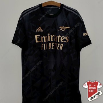黒地に金の刺繍が映える アーセナル 来季のアウェイユニのデザインがリーク 超ワールドサッカー