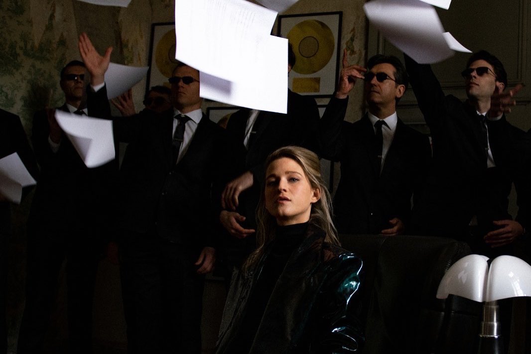 SelahSue's tweet photo. https://t.co/Ky1IYGdUKR

My new videoclip with @THEDAMSO "Wanted You To Know" is still available everywhere. Here is some photos extracts of the shooting 💚 https://t.co/OgOr94KwEz