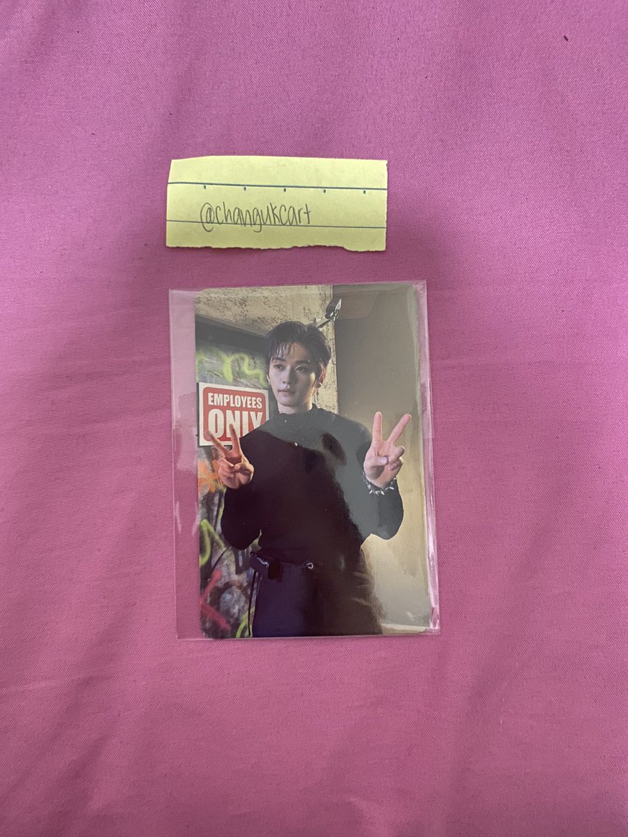 changukcart's tweet photo. wts lfb ph

Stray Kids Lee Know Aladin/Aladdin Oddinary pob pc
> sealed and onhand
> mint condition
> 700 pesos + lsf
> read b4 transacting: https://t.co/pbMrY7RlDt https://t.co/ZRfB723OGq