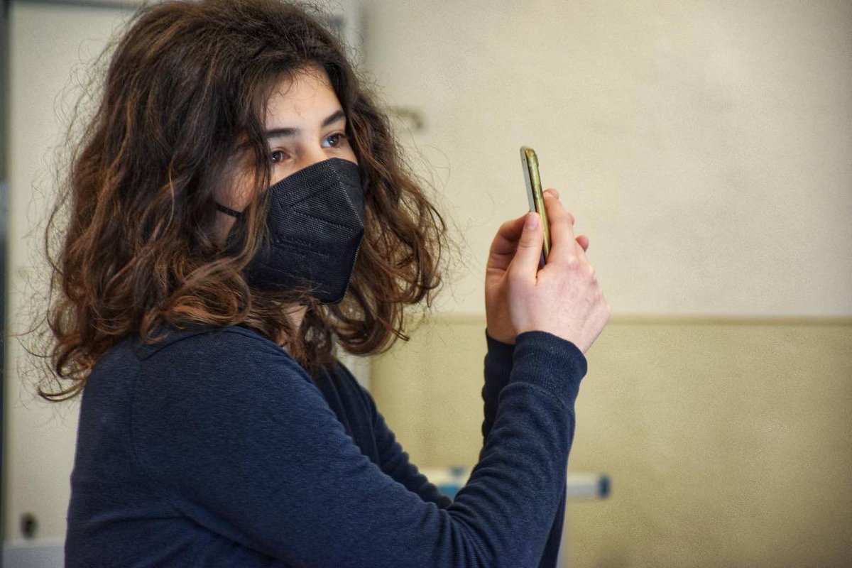 CentroSIMMeyer's tweet image. Here at #SIMMeyer we have a course on teen mental health, with trained actors (who are teenagers/young adults themselves). We also run simulations inside the hospital.

#MentalHealthSimulation