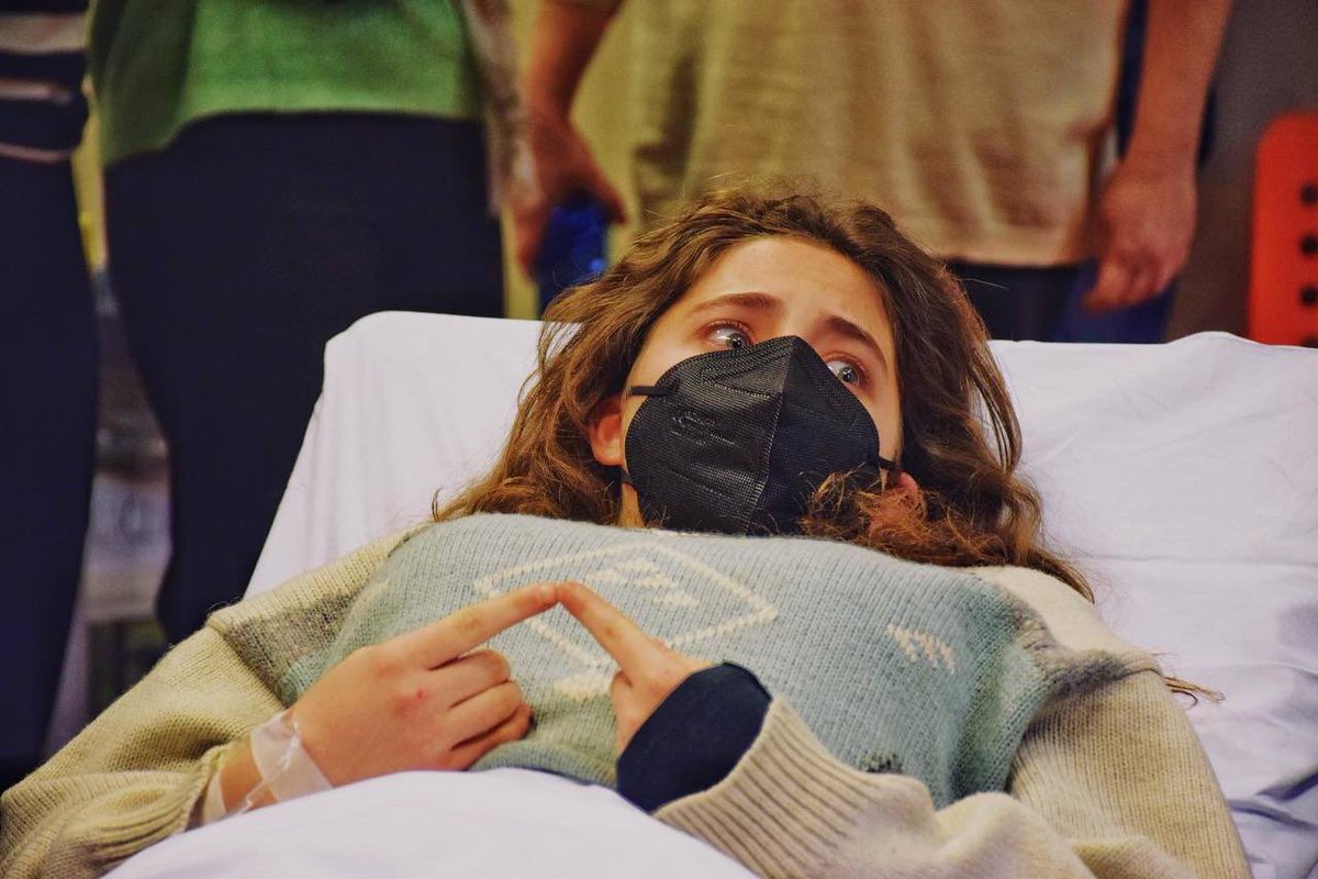 CentroSIMMeyer's tweet image. Here at #SIMMeyer we have a course on teen mental health, with trained actors (who are teenagers/young adults themselves). We also run simulations inside the hospital.

#MentalHealthSimulation