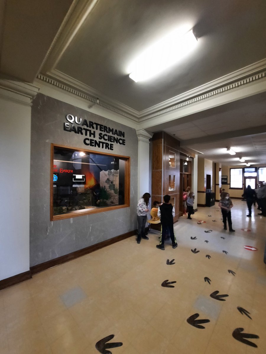 Quartermain Centre (@quartermaincntr) on Twitter photo The Quartermain Museum had an excellent visit from Grade 4 students at Montgomery Street Elementary! 
We explored Earth's amazing Rock Cycle!
Thank you to our amazing QESC volunteers, and to all the students for a job well done :) The Quartermain Museum had an excellent visit from Grade 4 students at Montgomery Street Elementary! 
We explored Earth's amazing Rock Cycle!
Thank you to our amazing QESC volunteers, and to all the students for a job well done :)