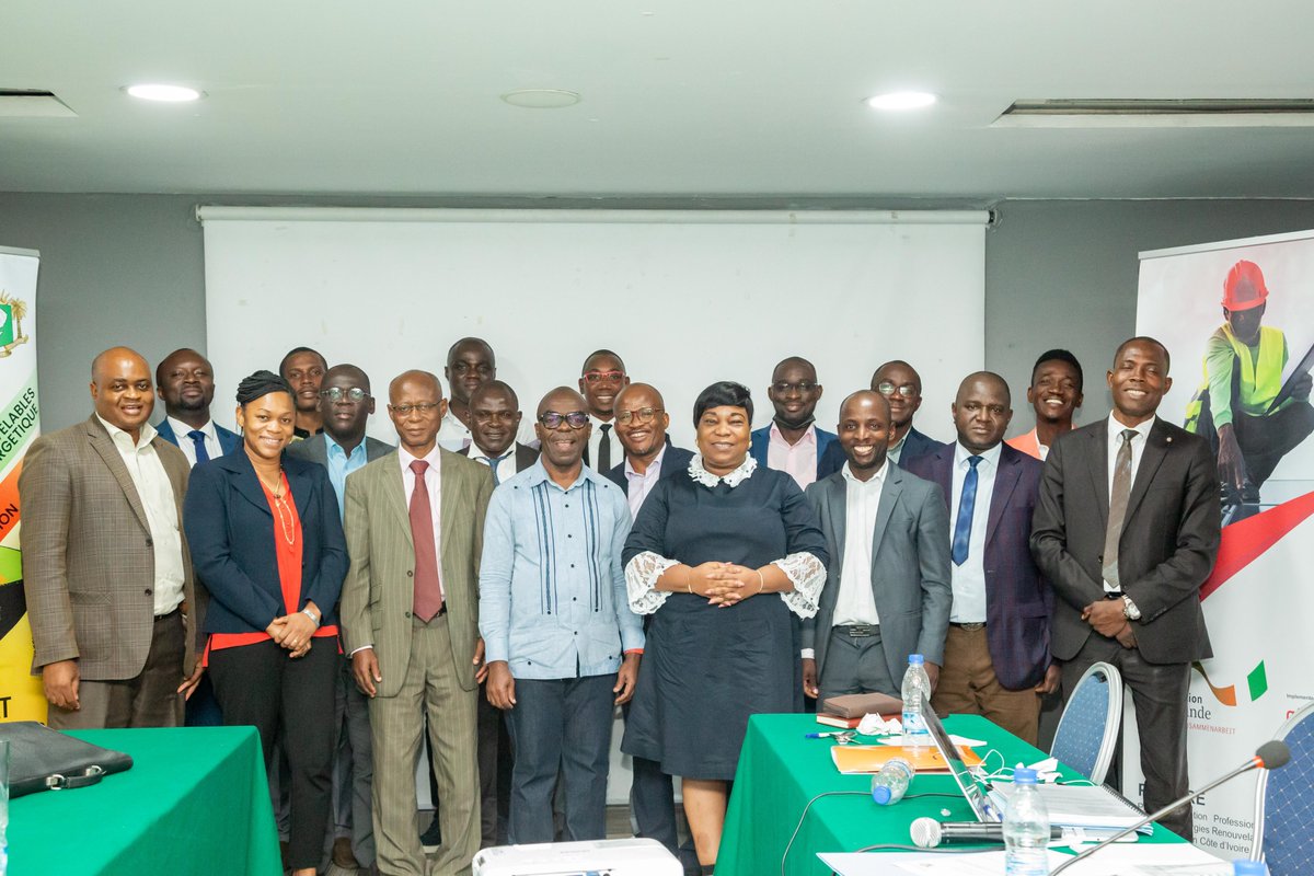 Un atelier d'examen et de validation des procédures d'étiquetage énergétiques des appareils électroménagers s'est tenu le jeudi 24 mars 2022. Cet atelier s'inscrit dans le cadre de la mise en œuvre des reformes énergétiques en CI. #ApeReformes #ProFERE #GIZ #Reformesénergétiques