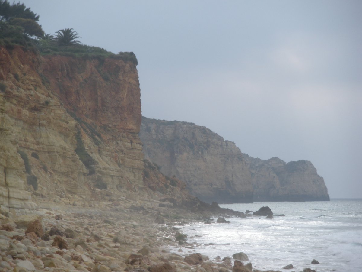 It’s been a while. Praia do Mós on a peaceful day. Algarve, March 2009.