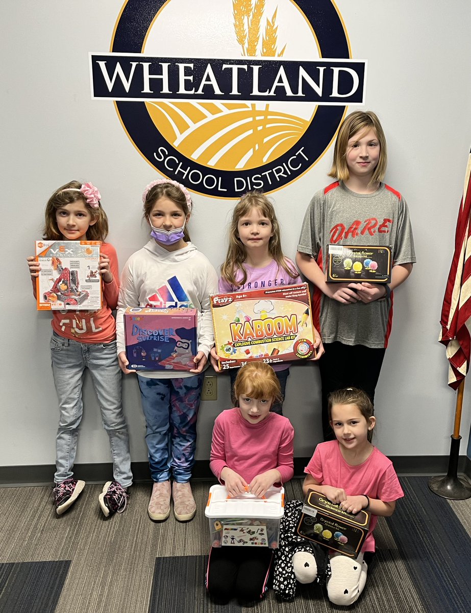 Congrats to our STEAM Spring Break Challenge raffle winners!  Thanks to all the @WCSWarhawks that participated!  @linton_julie @mzirbs #wcsflight https://t.co/SvUT8aLb3W