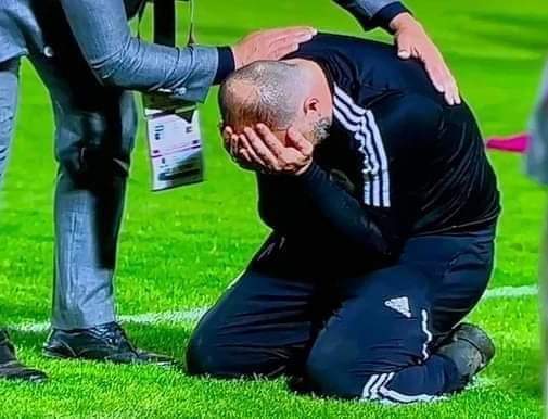 HichAbh's tweet photo. C'est grave wAllah ... Tout est devenu clair.
#الماتش_يتعاود 

#Algeria_and_Cameroon_match_unjust_Bring_us_back_the_match_Where_is_FIFA_
#نطالب_الفيفا_بإعادة_المباراة https://t.co/BkAYvHoNTG